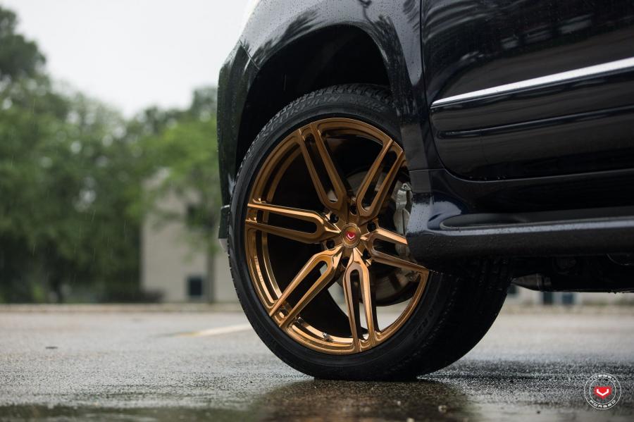 Колеса Lexus GX460 on Vossen Wheels (HC-1.6) 2017 года  (фото 19 из 34)